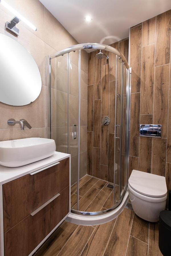 J Villara'S Luxury Suites Thessaloniki Buitenkant foto