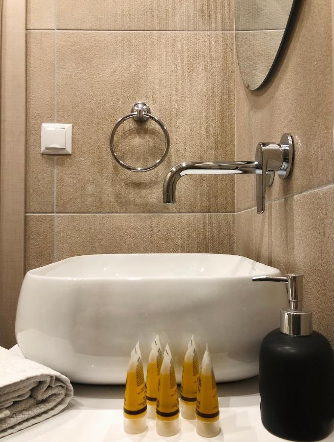 J Villara'S Luxury Suites Thessaloniki Buitenkant foto